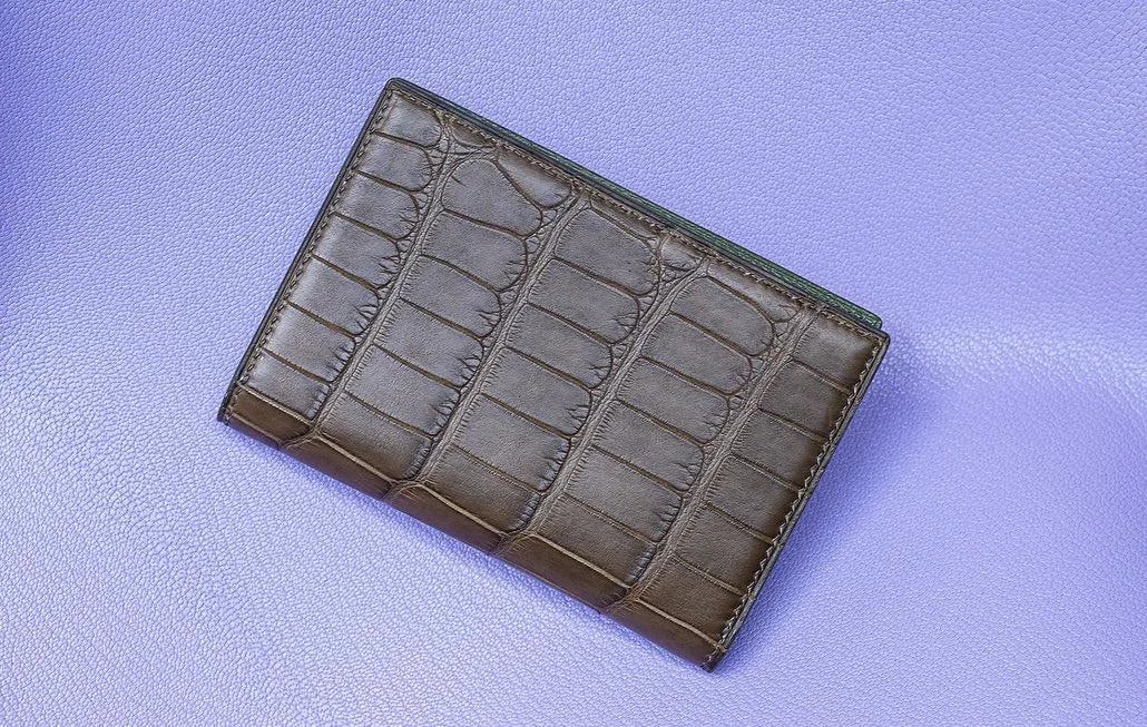 Card Holder Ví Đựng Thẻ - Da Alligator - Olive - Hình 3