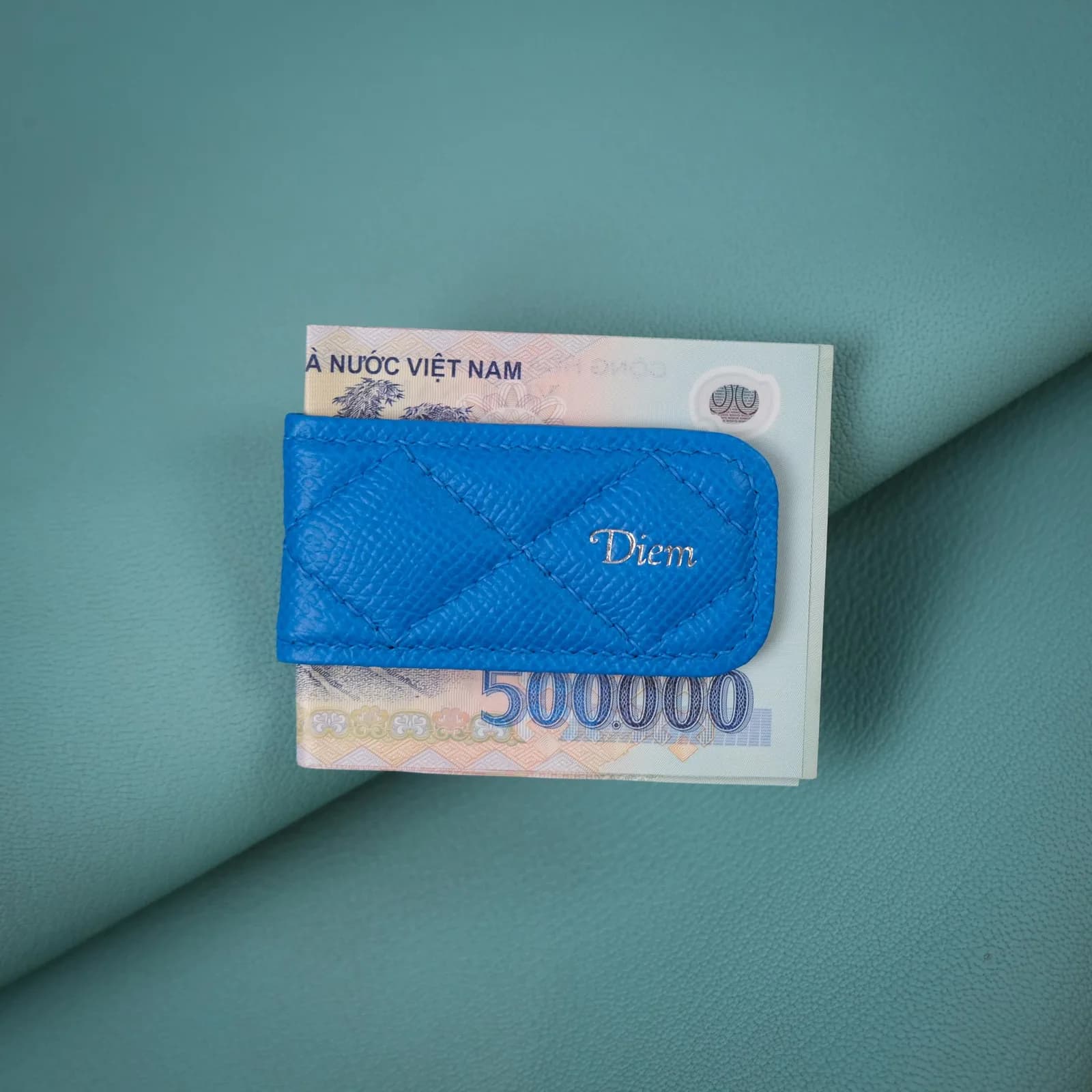 Kẹp Tiền Da Epsom Xanh Blue Khắc Tên Diem