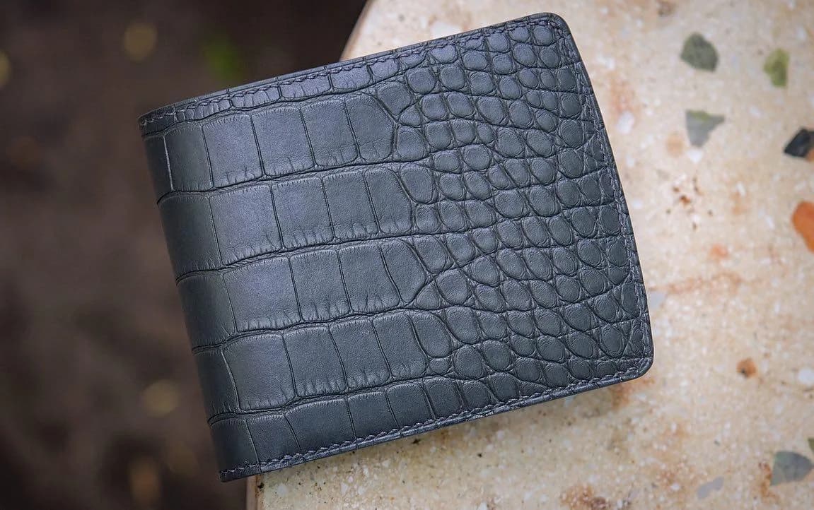 Ví Da Nam - Da Alligator - Black x Red - KOI Leather
