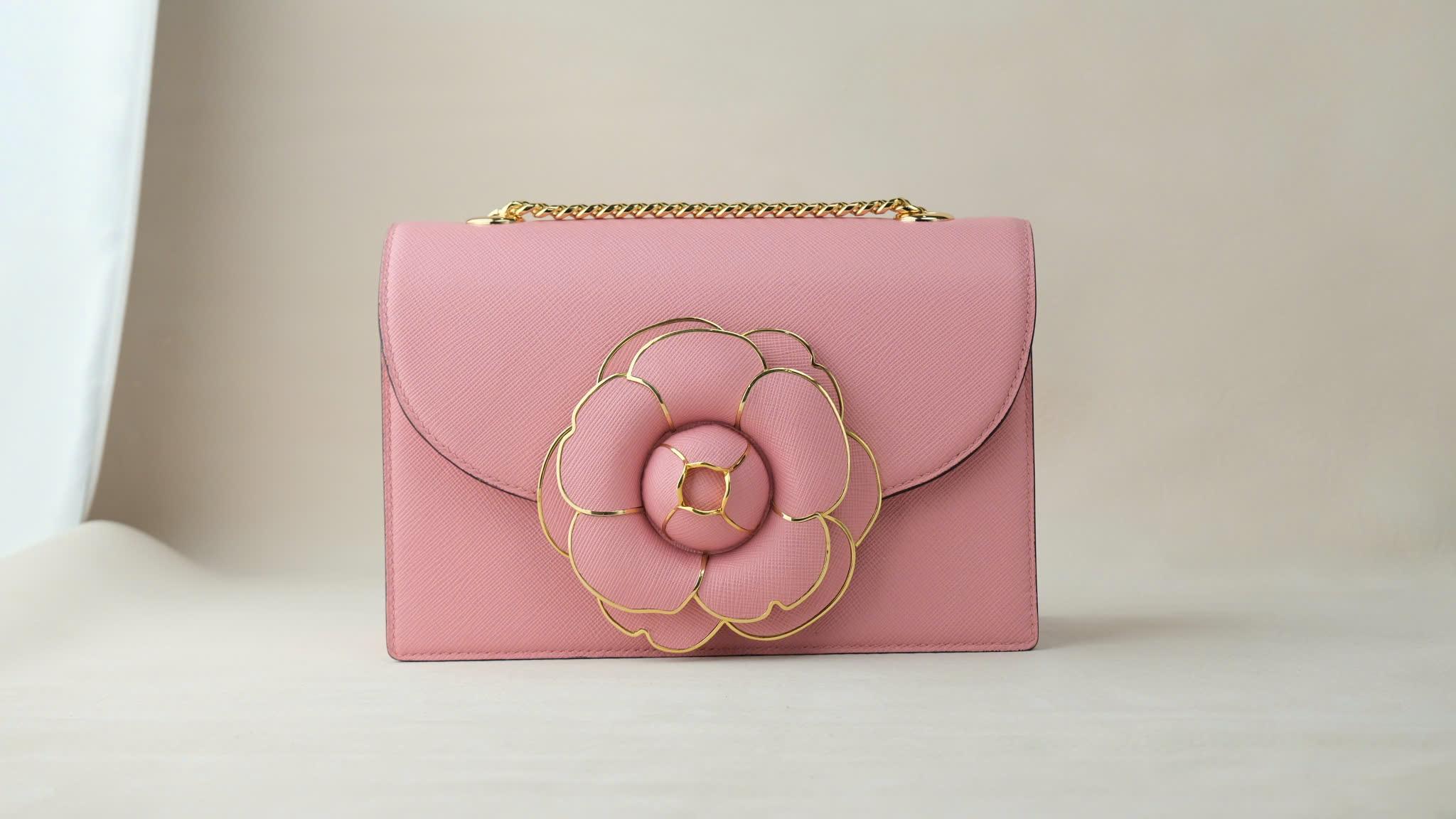 Túi Thiết Kế Riêng Hoa Trà Da Epsom 22 X15 Pink