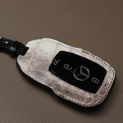 Phụ Kiện Bằng Da