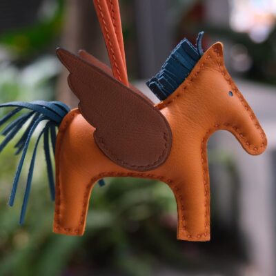 Charm Ngựa Đủ Màu Sắc