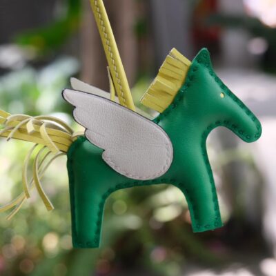 Charm Ngựa Đủ Màu Sắc