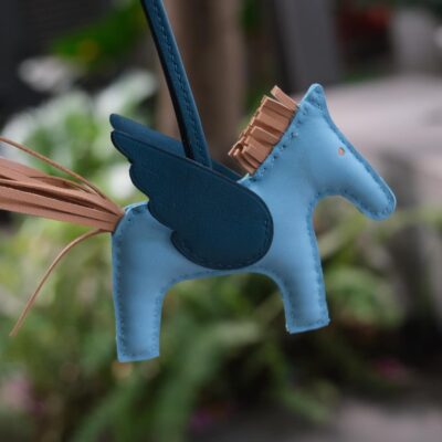 Charm Ngựa Đủ Màu Sắc