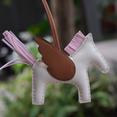 Charm Ngựa Đủ Màu Sắc