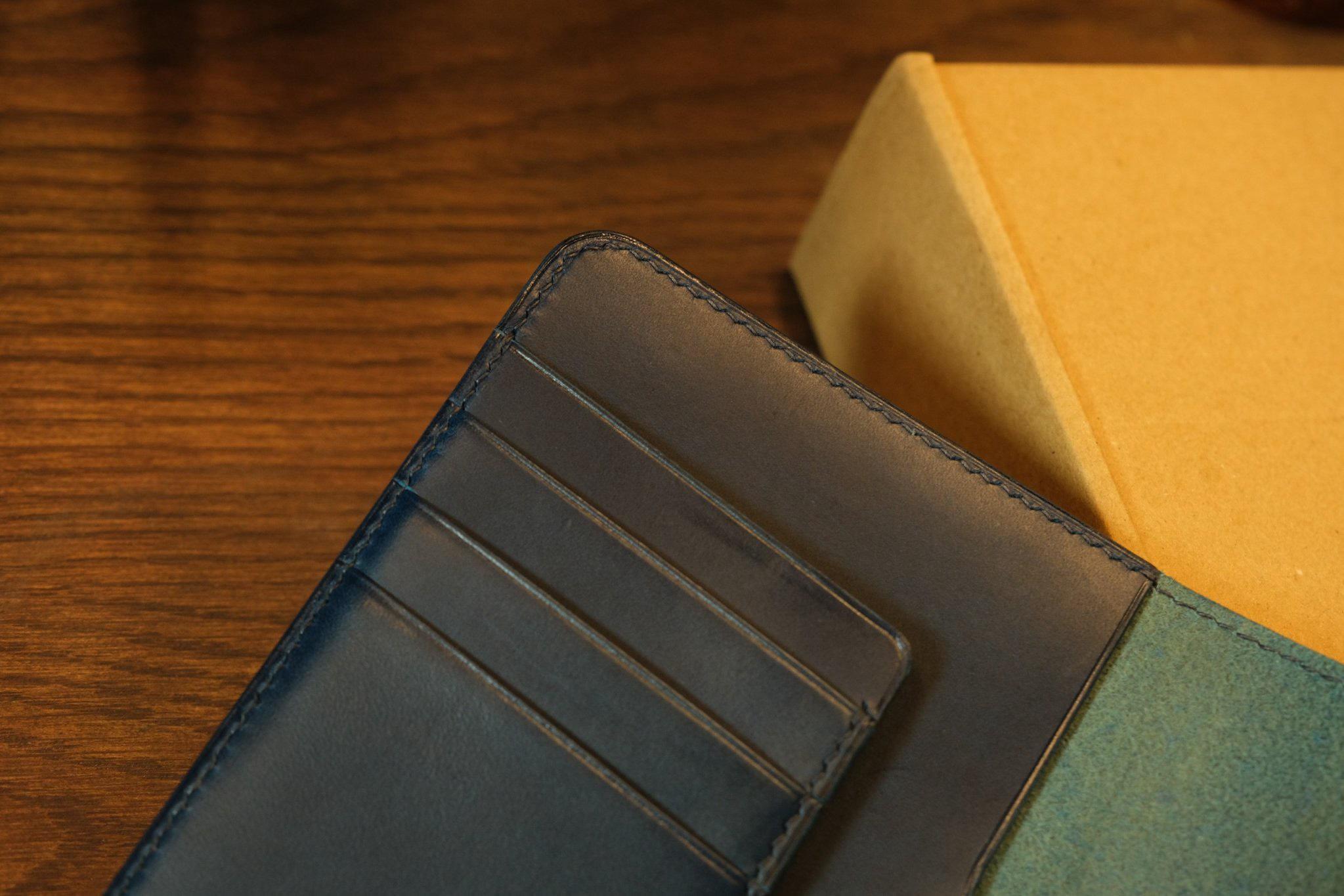 Passport Cover Da Dê Alran Đen