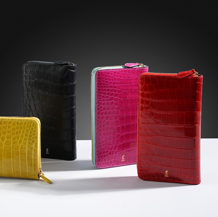 Làm Ví Da Theo Yêu Cầu