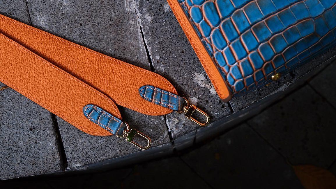 Jackmar Bag Da Cá Sấu Vẽ Tay X Phối Da Bê