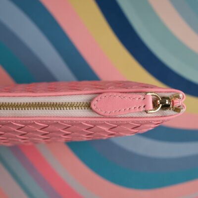 Clutch Đan Da Cừu Pink