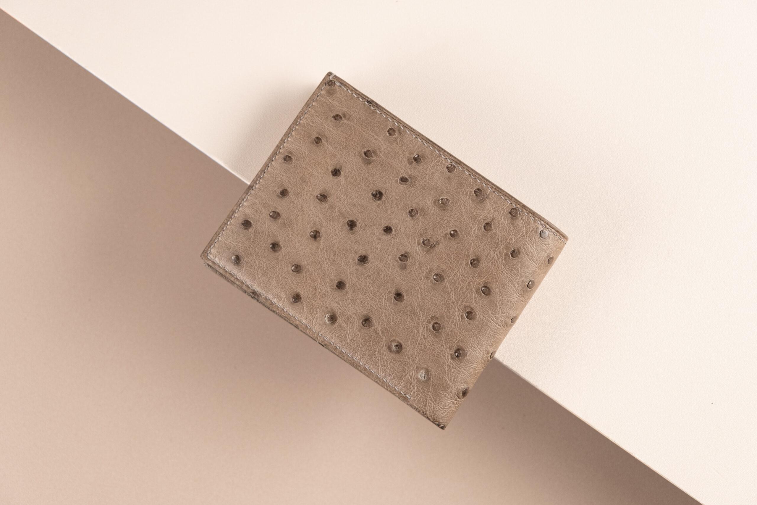 Bifold Wallet Ví Nam Da đà điểu