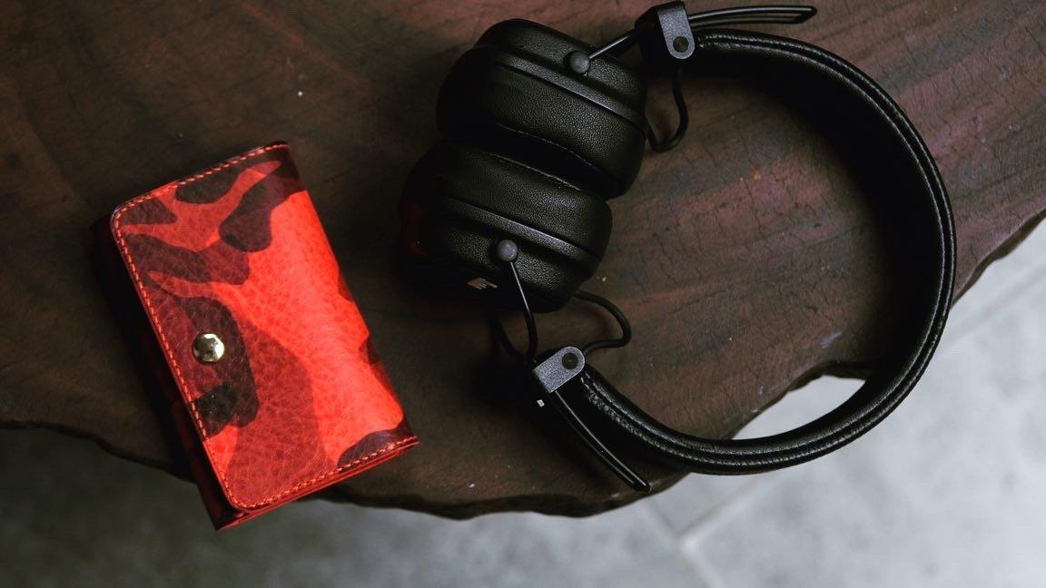 Dịch Vụ Bọc Da Tai Nghe Cao Cấp Sang Trọng