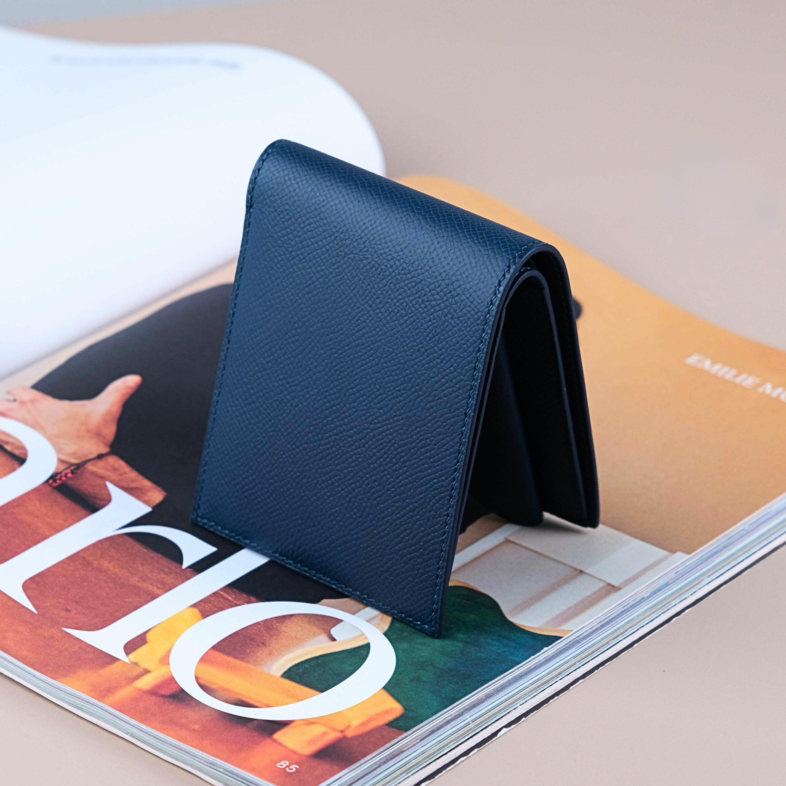 Ví Da Nam Da Bê Epsom Navy