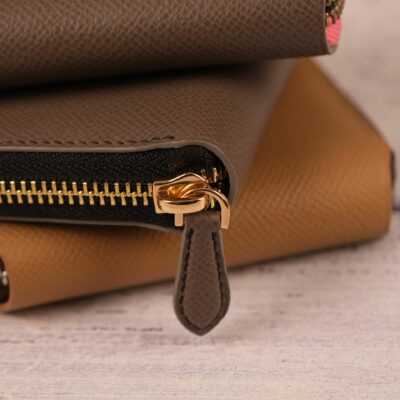 Ví Zipper Da Bê Epsom 3 Màu