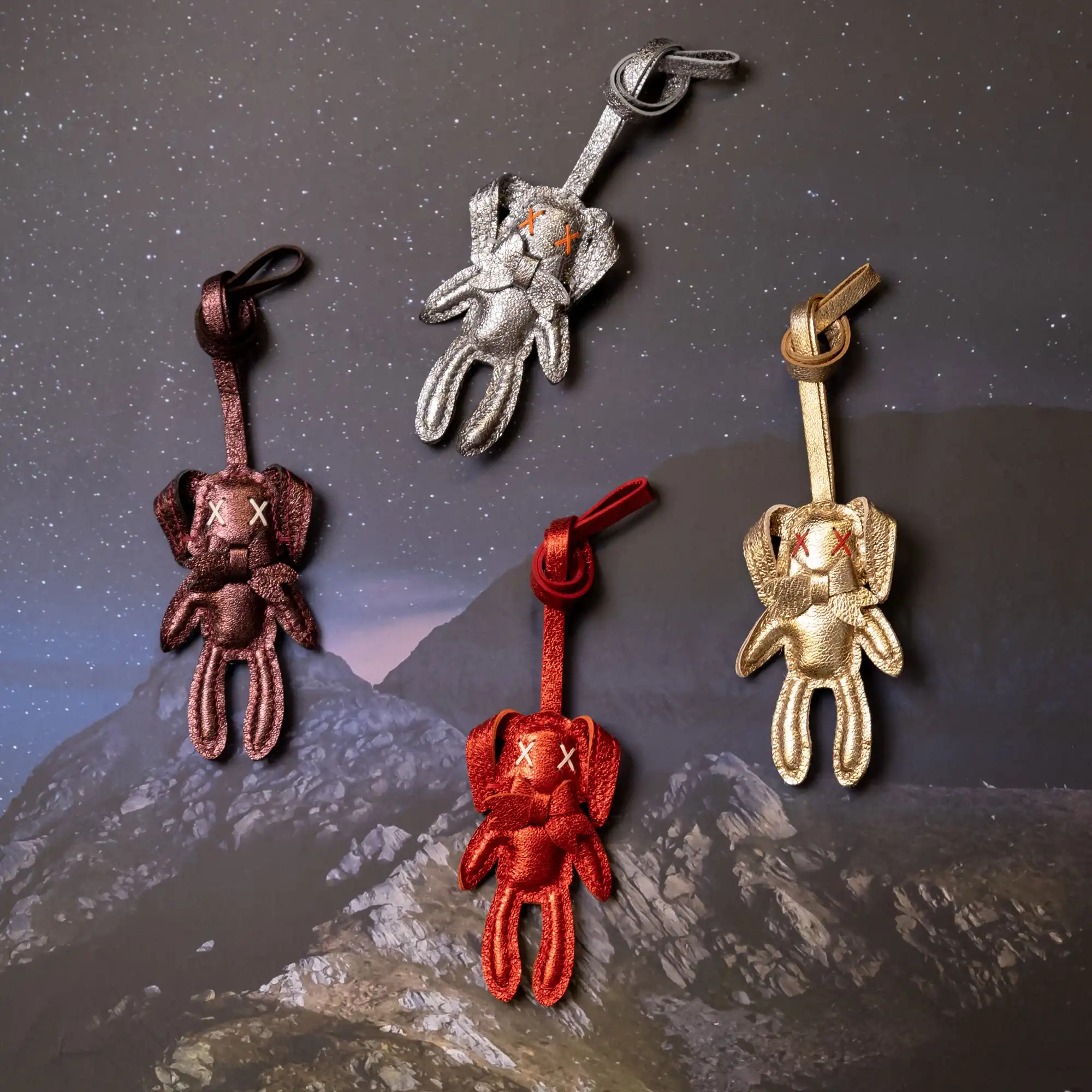 Sản Xuất Charm Da Theo Yêu Cầu – Phụ Kiện Túi Xách