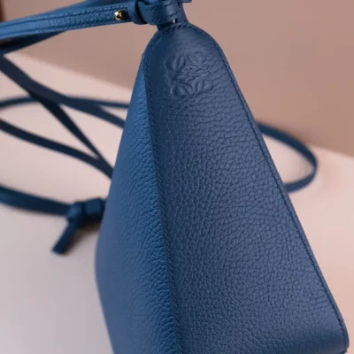 Loewe Hammock Hobo Bag Da Togo – Navy