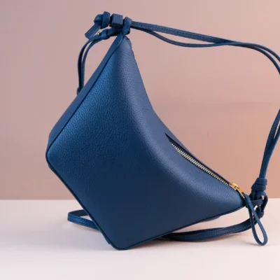 Loewe Hammock Hobo Bag Da Togo – Navy