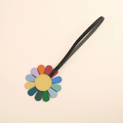 Charm Hoa Hướng Dương – Da Bò Nhiều Màu