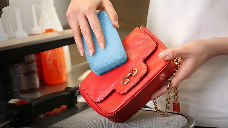 Cách Vệ Sinh Túi Hàng Hiệu Tại Nhà đơn Giản Và An Toàn Nhất