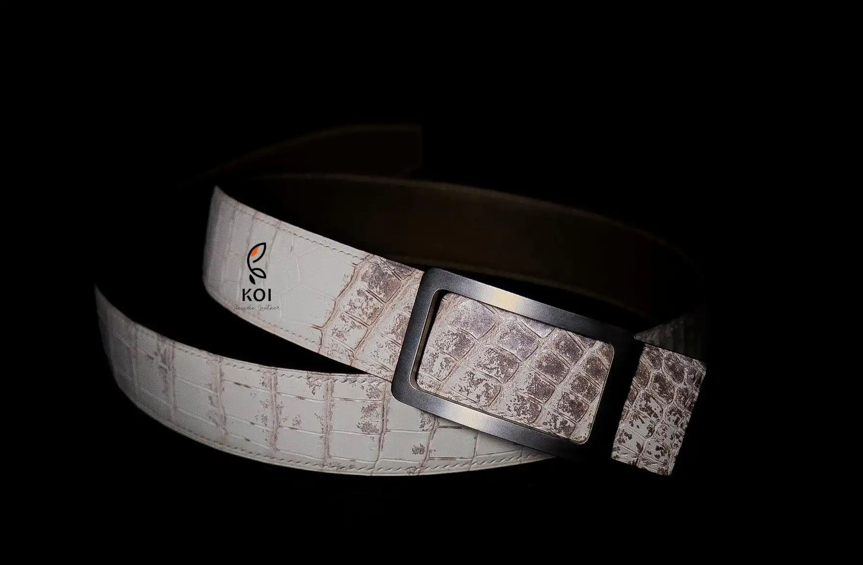 Da Cá Sấu Và Da đà điểu: So Sánh để Chọn đúng Chất Da Cao Cấp